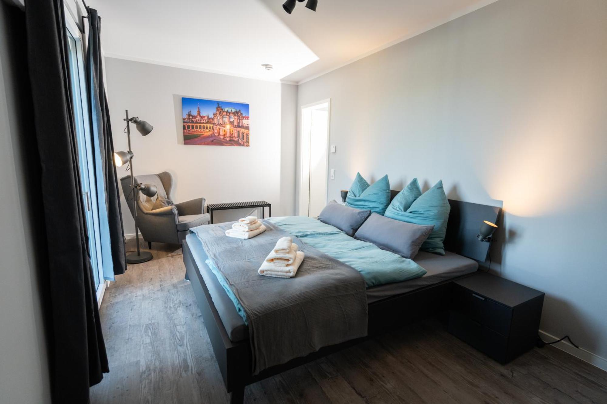 Supreme City Dream Mit Terrasse Und Parkplatz - 110M² Dresden Bagian luar foto